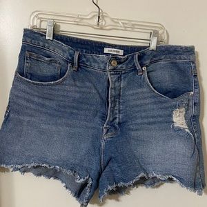 Good American Bombshell Shorts